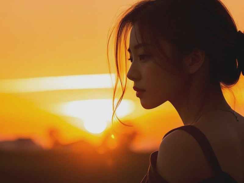 励志的微信网名女生（励志的微信网名女生两个字）