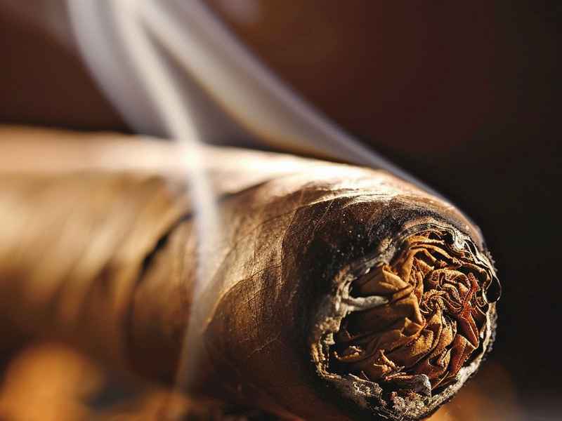 关于烟的微信网名大全；关于烟的微信网名大全女