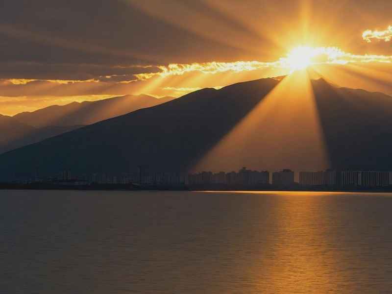 朝阳的微信头像 朝阳的微信头像图片大全 风景
