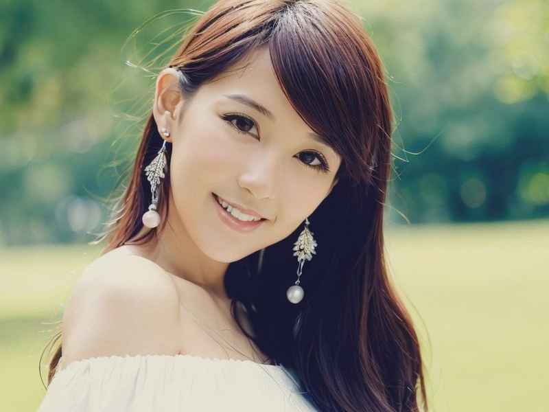 2017微信网名女四个字（2017微信网名女四个字大全）